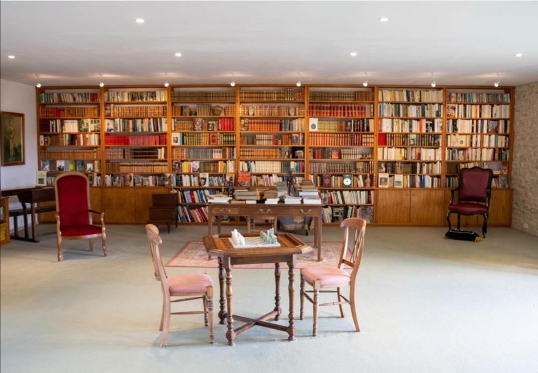 La Maison Royale Pesmes ภายนอก รูปภาพ